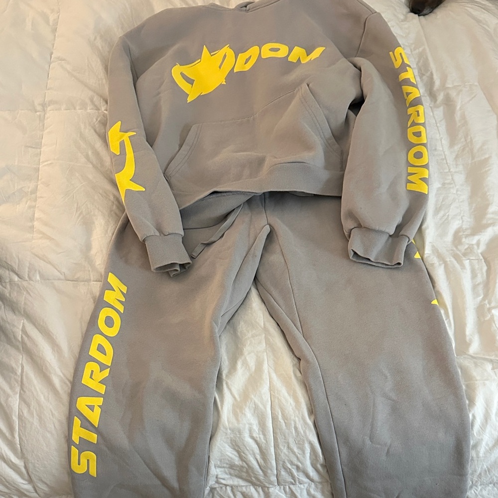 Gray and Yellow Sweatpants Set